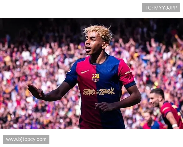 世体：亚马尔模仿吸烟动作是朋友间玩笑，调侃福特的离谱射门